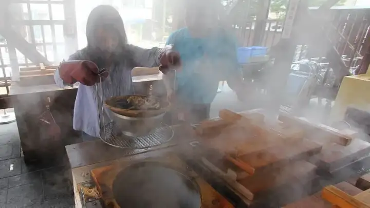Steam Cooking Center
