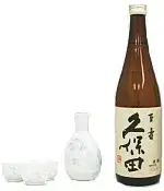 Saquê (vinho de arroz)
