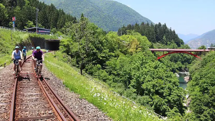 Ciclismo en el Ferrocarril de Kamioka