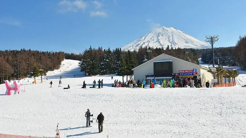 Fujiten Snow Resort