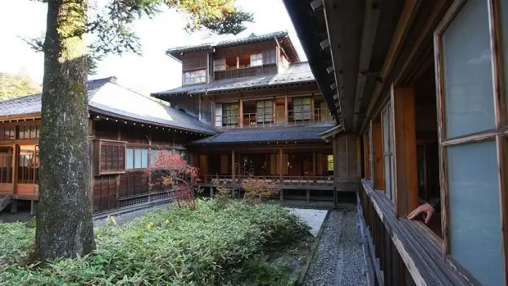 Tamozawa Imperial Villa