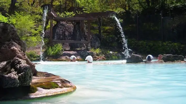 Shirahone Onsen
