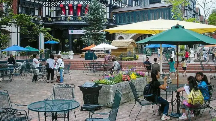 Shiroi Koibito Park