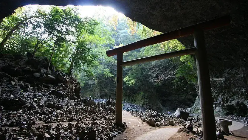 Amano-Iwato-Schrein