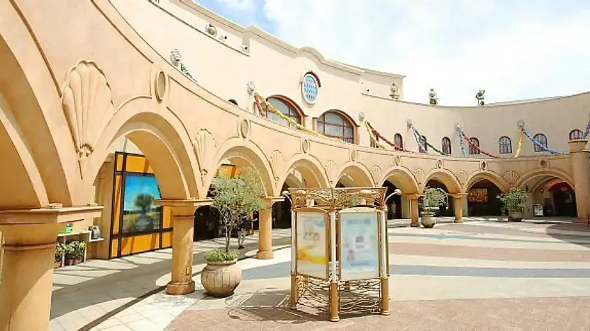 Centre Commercial Ikspiari